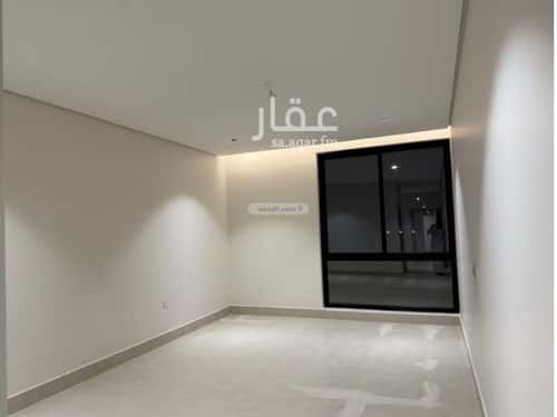 Villa 250 SQM Facing South on 24m Width Street King Fahad Dist, Aldammam