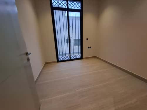 Floor 135.63 SQM with 4 Bedrooms Al-Muanisiyah, East Riyadh, Riyadh