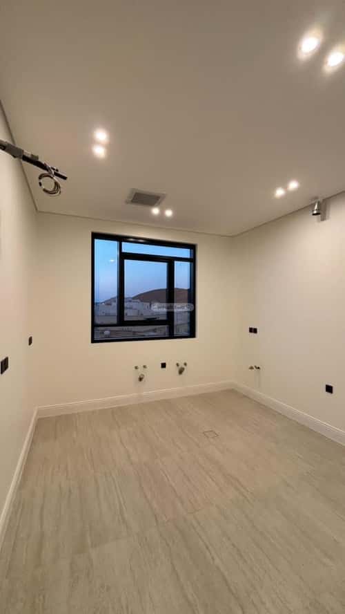 Apartment with 5 Bedrooms Al Malqa, Madinah