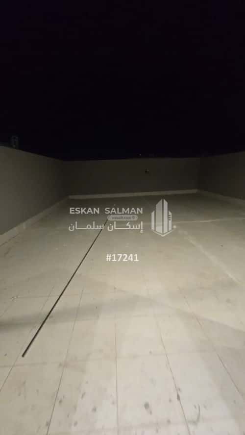 فيلا 250 متر مربع شرقية على شارع 15م العقيق، الخبر