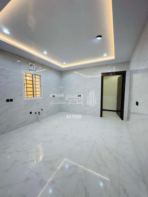 فيلا 330.16 متر مربع جنوبية غربية على شارع 12م الرحاب، الطائف