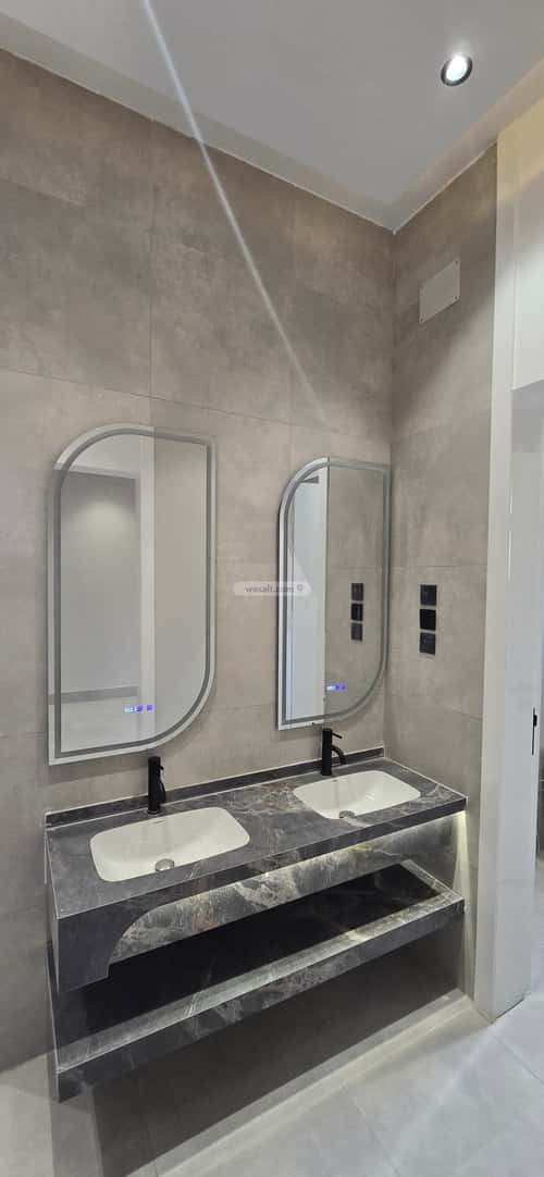 شقة ب 6 غرف وسط المدينة، أبها