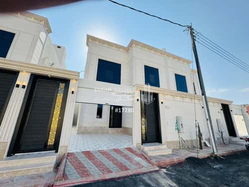 فيلا 264.15 متر مربع جنوبية على شارع 12م ريحه، الطائف