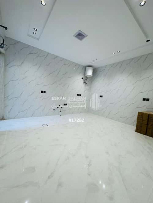 Villa 254 SQM facing West on 12m width street ريحه، الطائف
