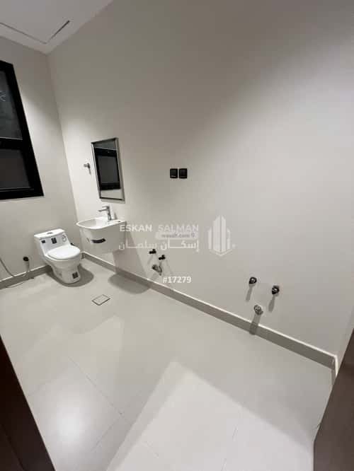 Floor 236 SQM with 5 bedrooms الخليج، شرق الرياض، الرياض