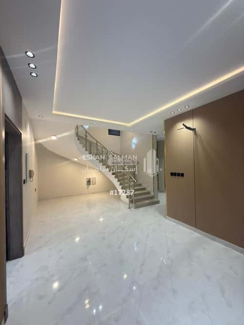Villa 255 SQM facing West on 20m width street ريحه، الطائف