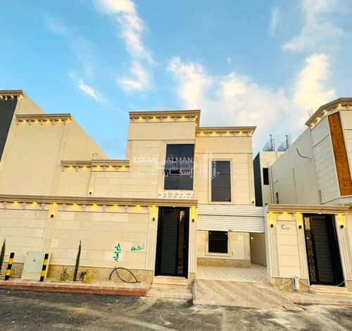 فيلا 255.6 متر مربع غربية على شارع 20م ريحه، الطائف