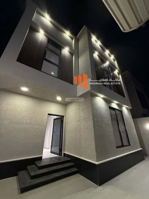 Villa 300 SQM Facing East with 5 Bedrooms Al Aroobah, Aldammam