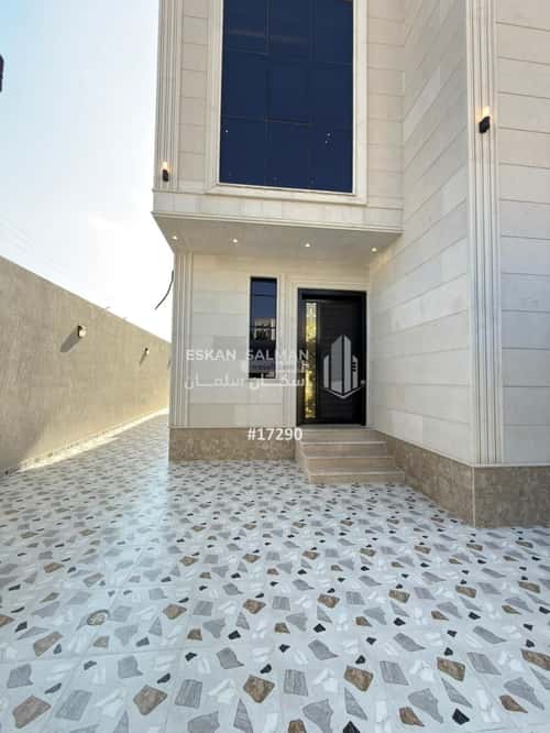 فيلا 258.33 متر مربع شمالية شرقية على شارع 15م السليمانية، الطائف