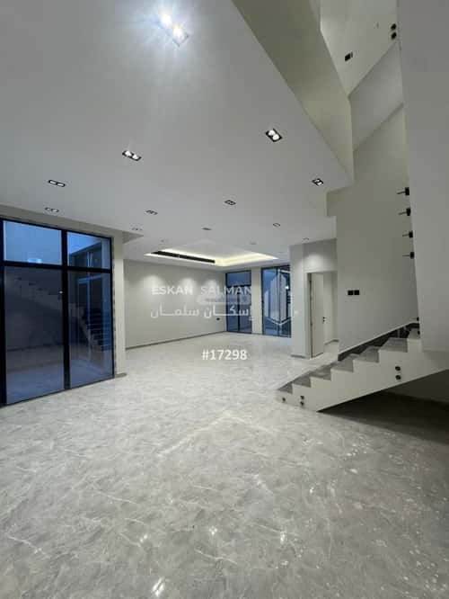 فيلا 250 متر مربع شمالية على شارع 20م الملك فيصل، شرق الرياض، الرياض