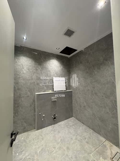 فيلا 250 متر مربع شمالية على شارع 20م الملك فيصل، شرق الرياض، الرياض