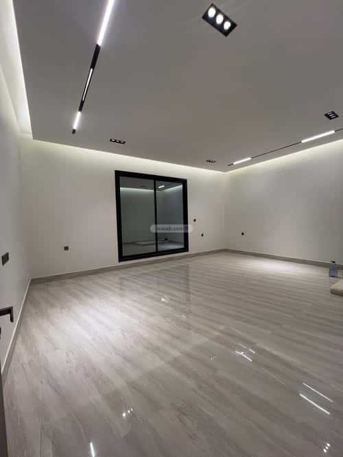 فيلا 260.5 متر مربع جنوبية على شارع 15م الرمال، شرق الرياض، الرياض