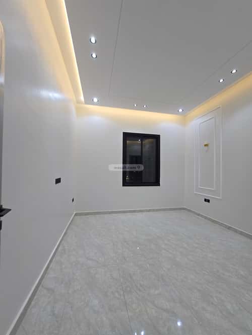 Floor 285.86 SQM with 8 Bedrooms Okaz, South Riyadh, Riyadh