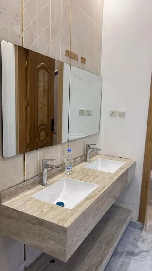 Villa 300 SQM Facing South with 7 Bedrooms Ar-Rimal, East Riyadh, Riyadh