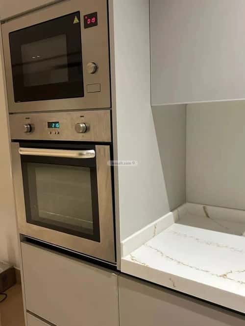 Apartment with 3 bedrooms الحمراء، الخبر