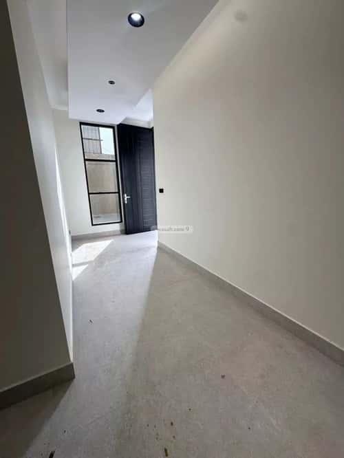 فيلا 500 متر مربع واجهة شمالية ب 6 غرف عرقة، غرب الرياض، الرياض