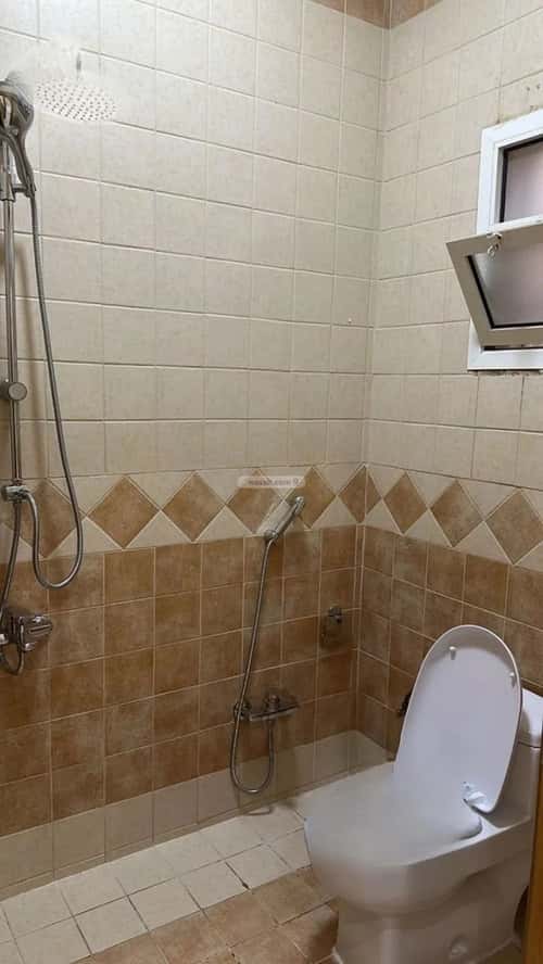 Villa 356 SQM facing North with 7 bedrooms الأمواج، الخبر