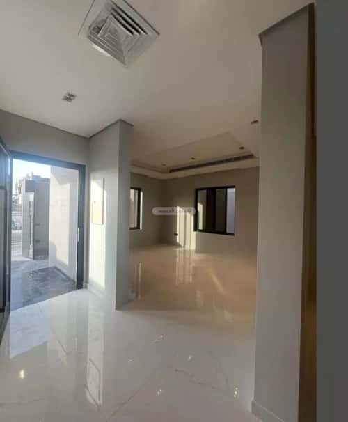 فيلا 252 متر مربع شمالية على شارع 20م السيف، الدمام