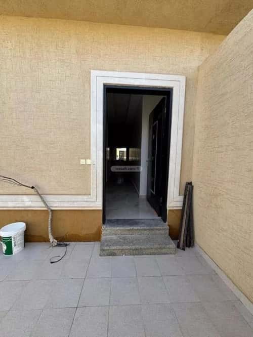 Villa 200 SQM Facing North with 5 Bedrooms Al-Mahdiyah, West Riyadh, Riyadh