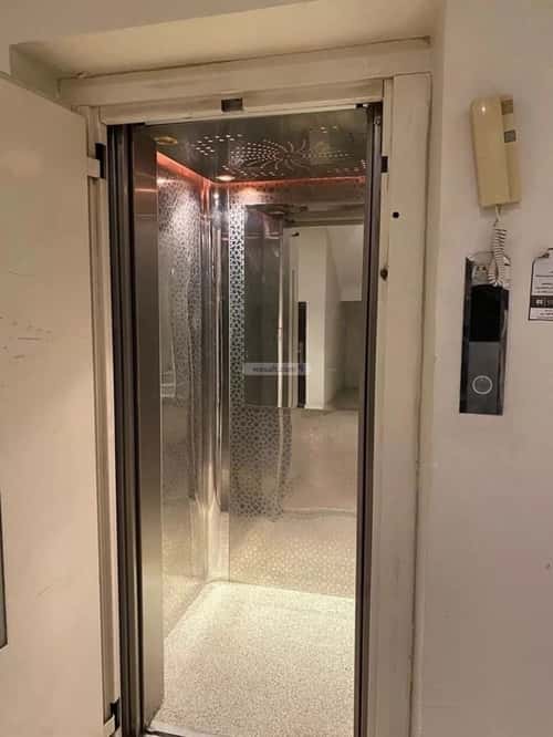 Apartment with 2 Bedrooms Ash-Shohda, East Riyadh, Riyadh