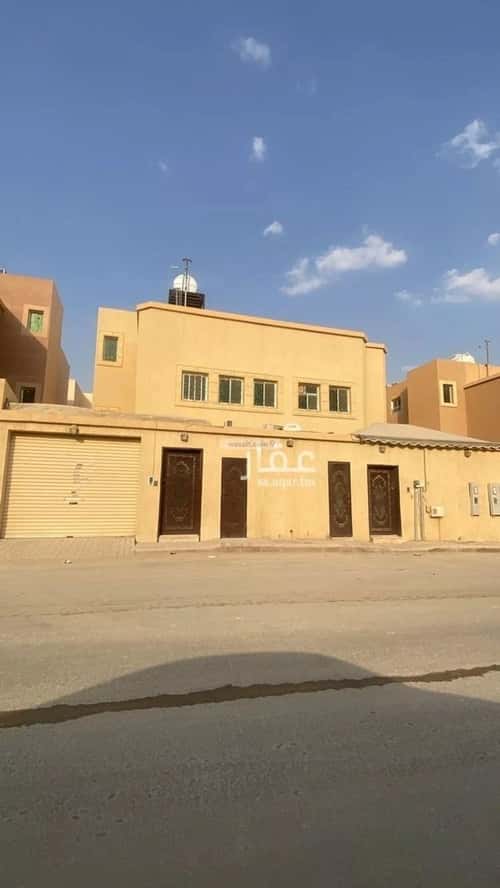 فيلا 572 متر مربع غربية على شارع 15م الإزدهار، شمال الرياض، الرياض