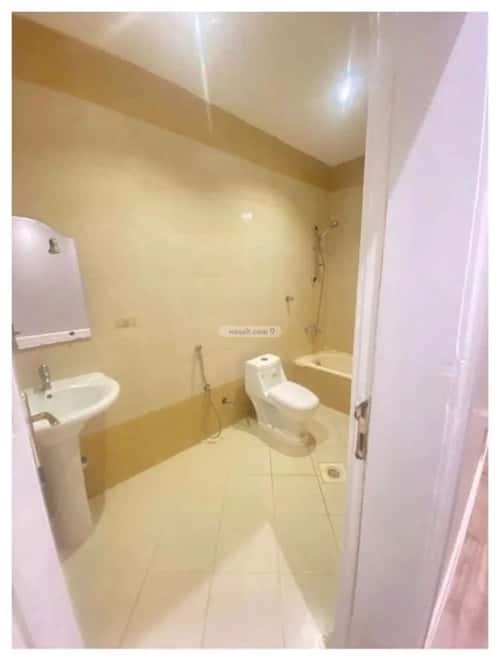 Apartment with 4 Bedrooms Ghirnatah, East Riyadh, Riyadh