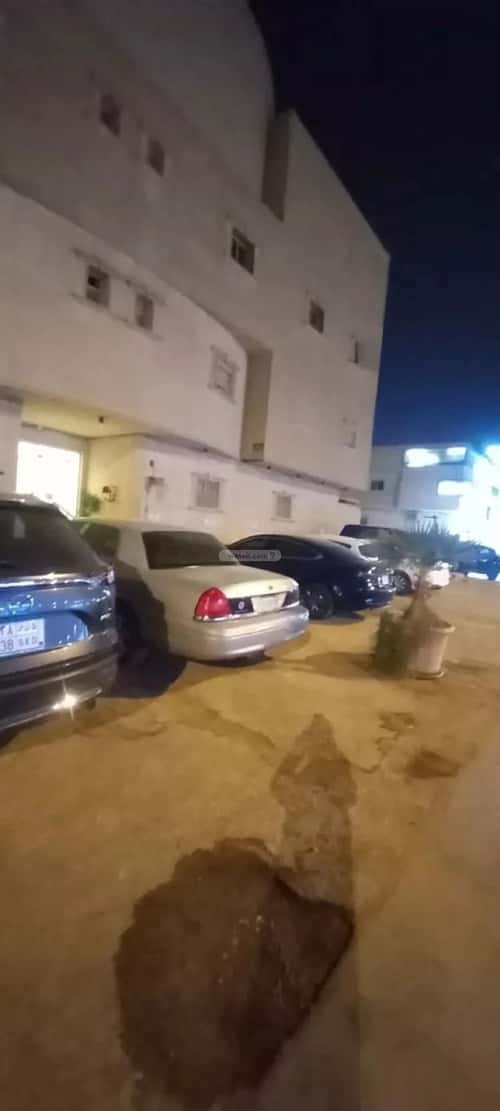 Apartment with 4 Bedrooms As-Sahafa, North Riyadh, Riyadh