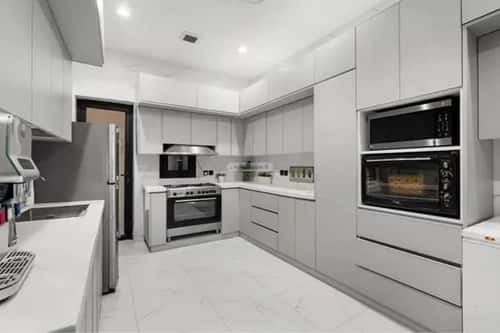 فيلا 420 متر مربع شمالية على شارع 15م القيروان، شمال الرياض، الرياض