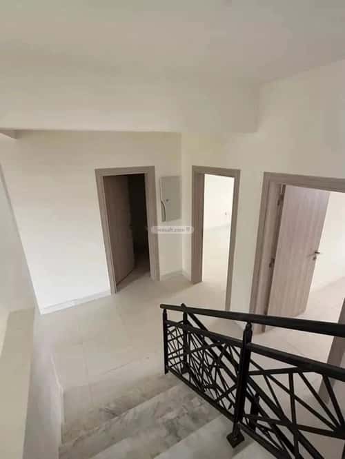 فيلا 250 متر مربع واجهة شمالية ب 5 غرف مطار الملك خالد الدولي، شمال الرياض، الرياض