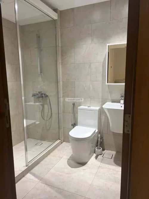 فيلا 350 متر مربع واجهة شمالية ب 5 غرف عكاظ، جنوب الرياض، الرياض