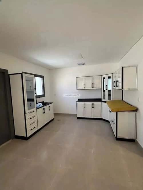 Villa 230 SQM Facing South with 6 Bedrooms King Khalid Int.Airport, North Riyadh, Riyadh