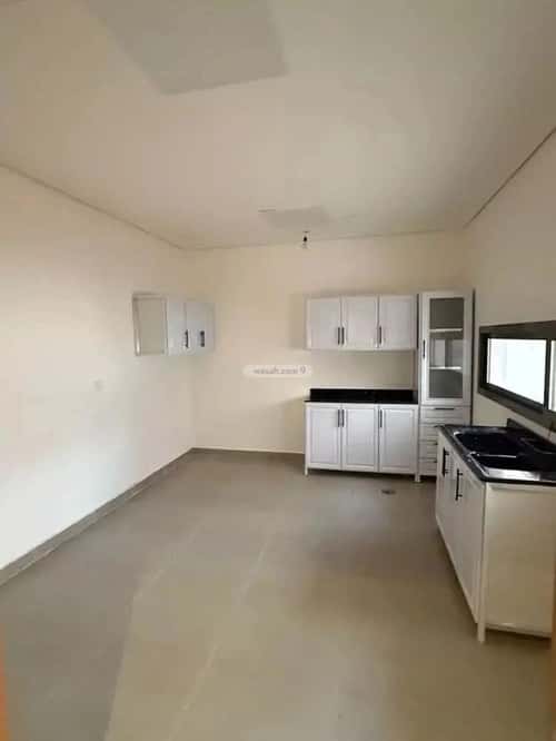 فيلا 6 غرف في مطار الملك خالد الدولي