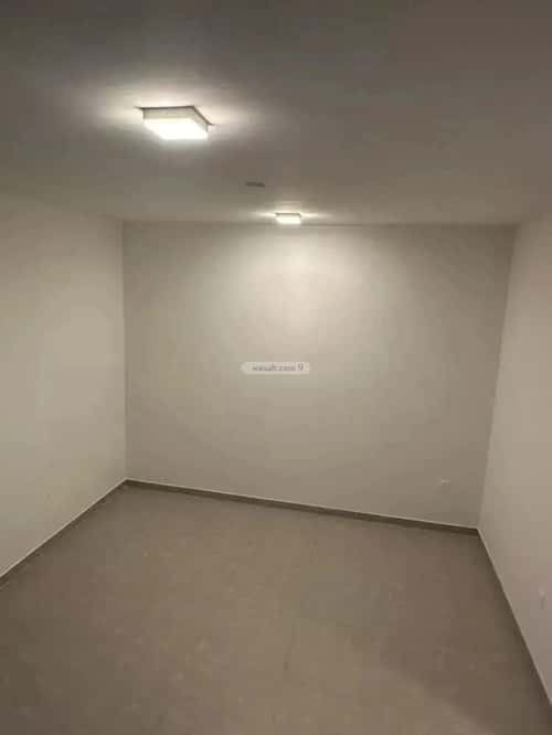 فيلا 250 متر مربع واجهة شمالية ب 5 غرف مطار الملك خالد الدولي، شمال الرياض، الرياض