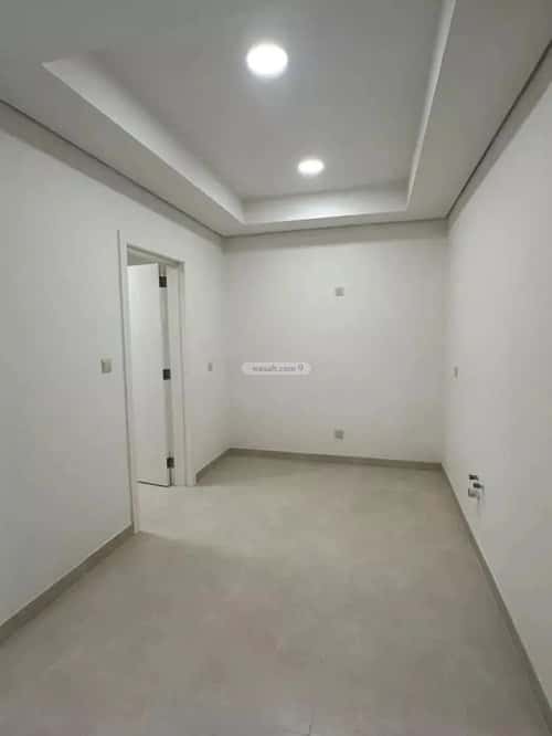 فيلا 250 متر مربع واجهة شرقية ب 5 غرف مطار الملك خالد الدولي، شمال الرياض، الرياض