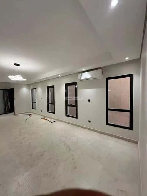 فيلا 250 متر مربع واجهة شرقية ب 4 غرف مطار الملك خالد الدولي، شمال الرياض، الرياض