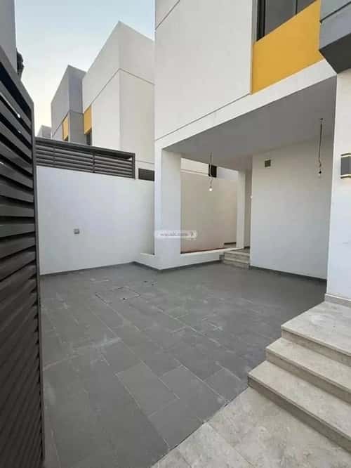 فيلا 200 متر مربع واجهة جنوبية ب 4 غرف مطار الملك خالد الدولي، شمال الرياض، الرياض