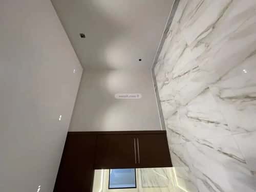 فيلا 312 متر مربع شرقية على شارع 20م العارض، شمال الرياض، الرياض