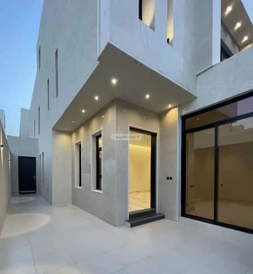 فيلا 312 متر مربع شرقية على شارع 20م العارض، شمال الرياض، الرياض