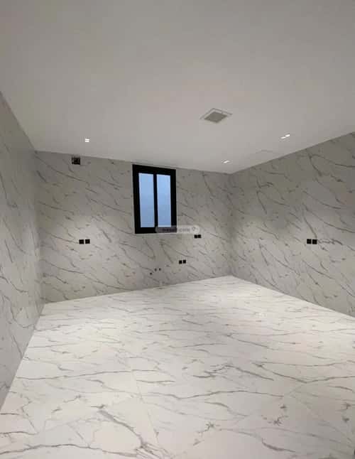 فيلا 312 متر مربع شرقية على شارع 20م العارض، شمال الرياض، الرياض