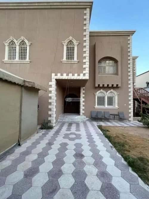 Villa 705 SQM Facing South on 12m Width Street Ar-Rawdah, East Riyadh, Riyadh