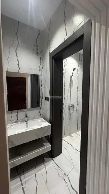 شقة 4 غرف في الربوة