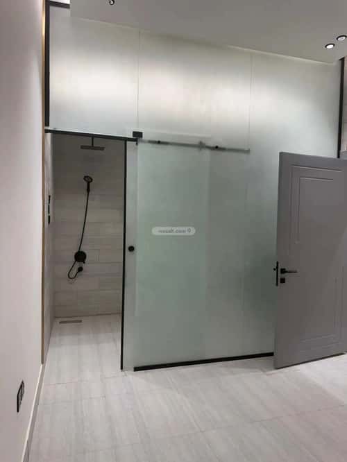 Apartment with 4 Bedrooms Al-Yarmuk, East Riyadh, Riyadh