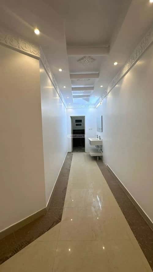 دور 540 متر مربع ب 8 غرف إشبيلية، شرق الرياض، الرياض