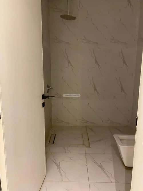 Apartment with 4 Bedrooms Al-Yarmuk, East Riyadh, Riyadh