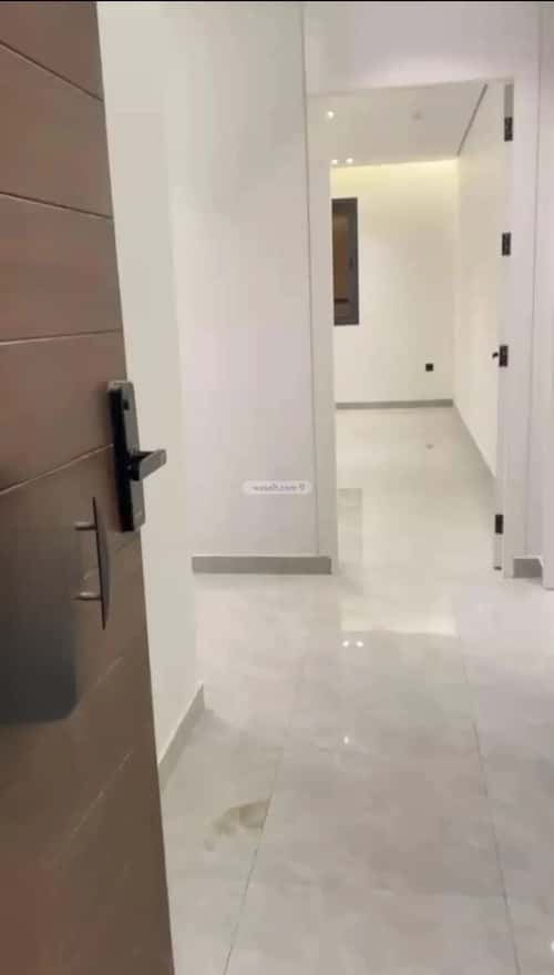 Apartment with 4 Bedrooms Al-Yarmuk, East Riyadh, Riyadh