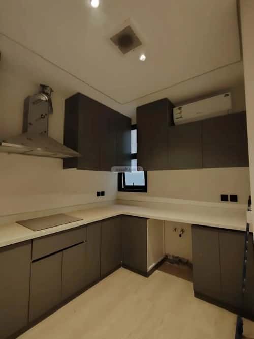 Apartment with 3 Bedrooms Al-Hamra, East Riyadh, Riyadh