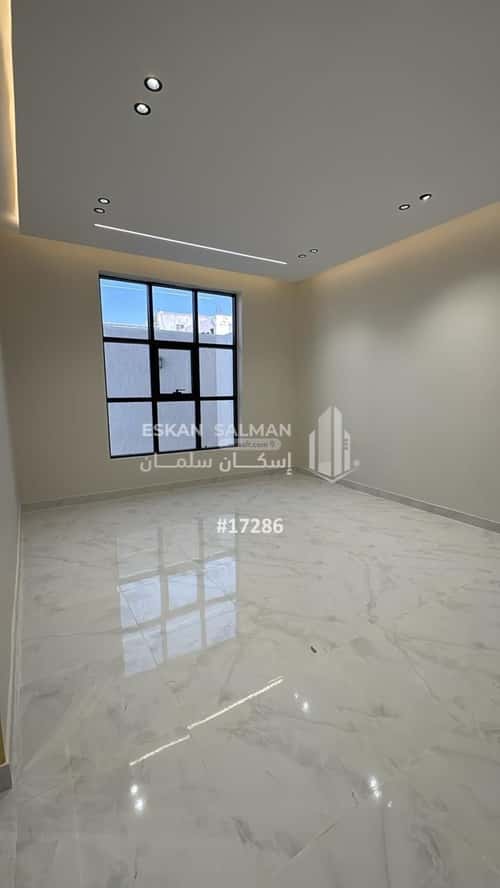 فيلا 253.58 متر مربع شمالية شرقية على شارع 20م ريحه، الطائف