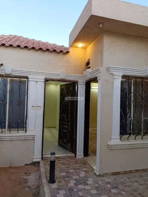 استراحة 600 متر مربع بغرفتين ظهره العودة غرب، الدرعية