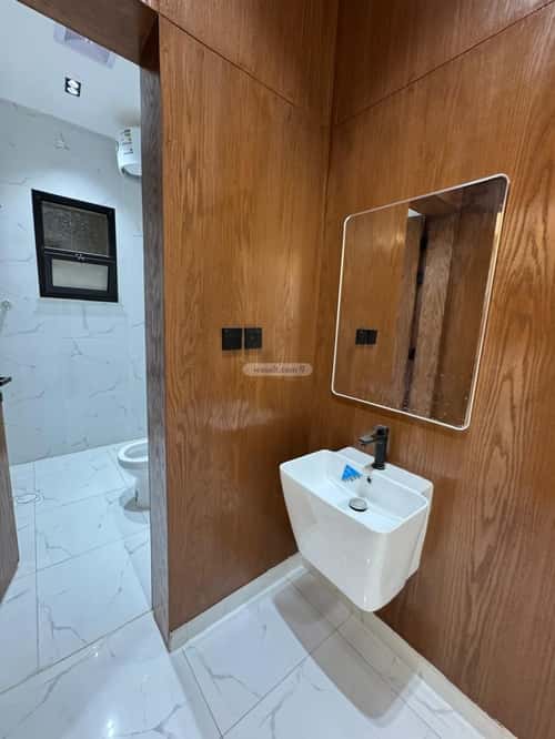 فيلا 252 متر مربع غربية على شارع 20م الخليج، شرق الرياض، الرياض