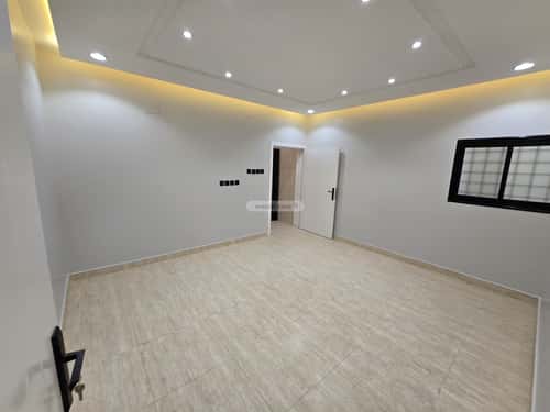 فيلا 450 متر مربع شرقية على شارع 20م النهضة، أحد رفيدة